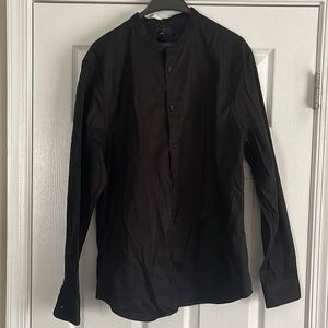 Long sleeved band collar shirts